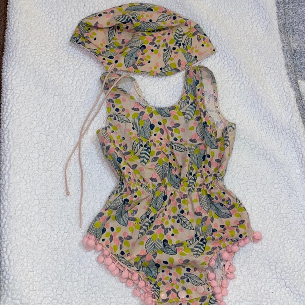 Heart Me floral romper with bonnet